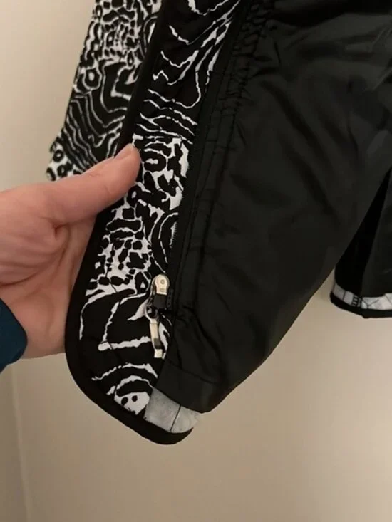 RQT Quilted Women's Zebra Zip Up Lightweight Jacket NWT Size Large - Picture 3 of 11